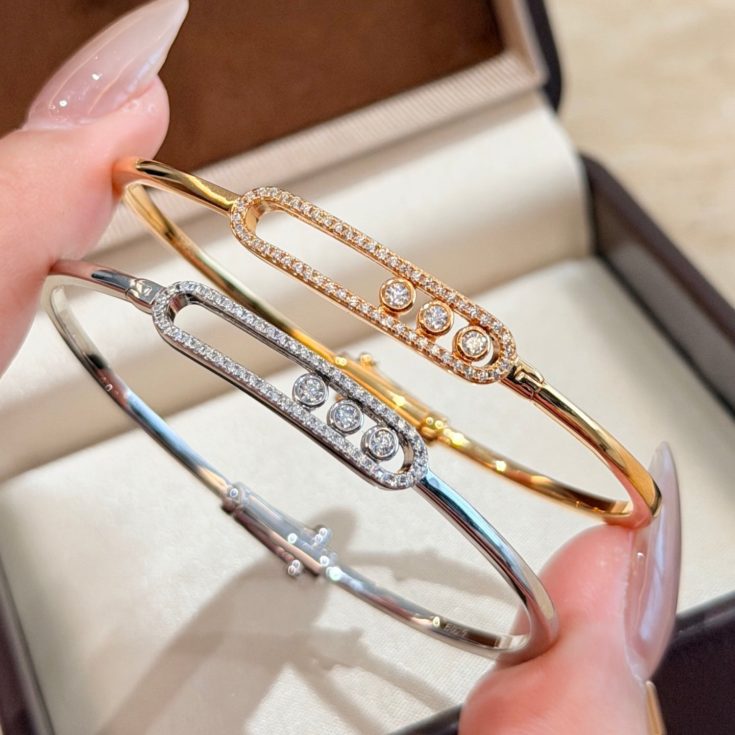 [LUXORA]Move Pavé Diamond Bangle Bracelet M