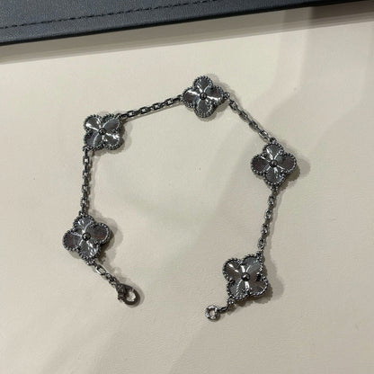 [LUXORA]CLOVER 5 MOTIF BLACK BRACELET