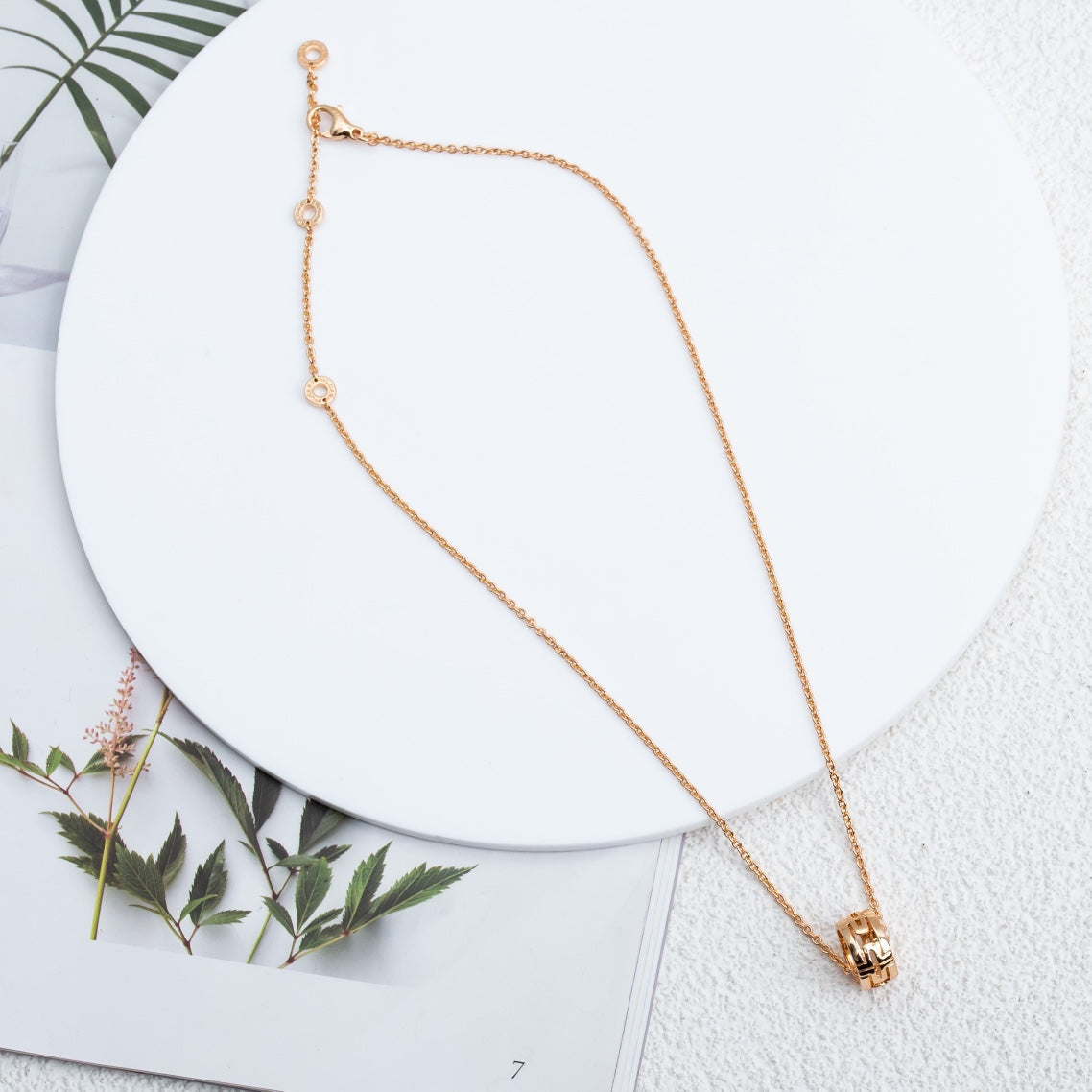 [LUXORA]PARENTESI NECKLACE PINK GOLD