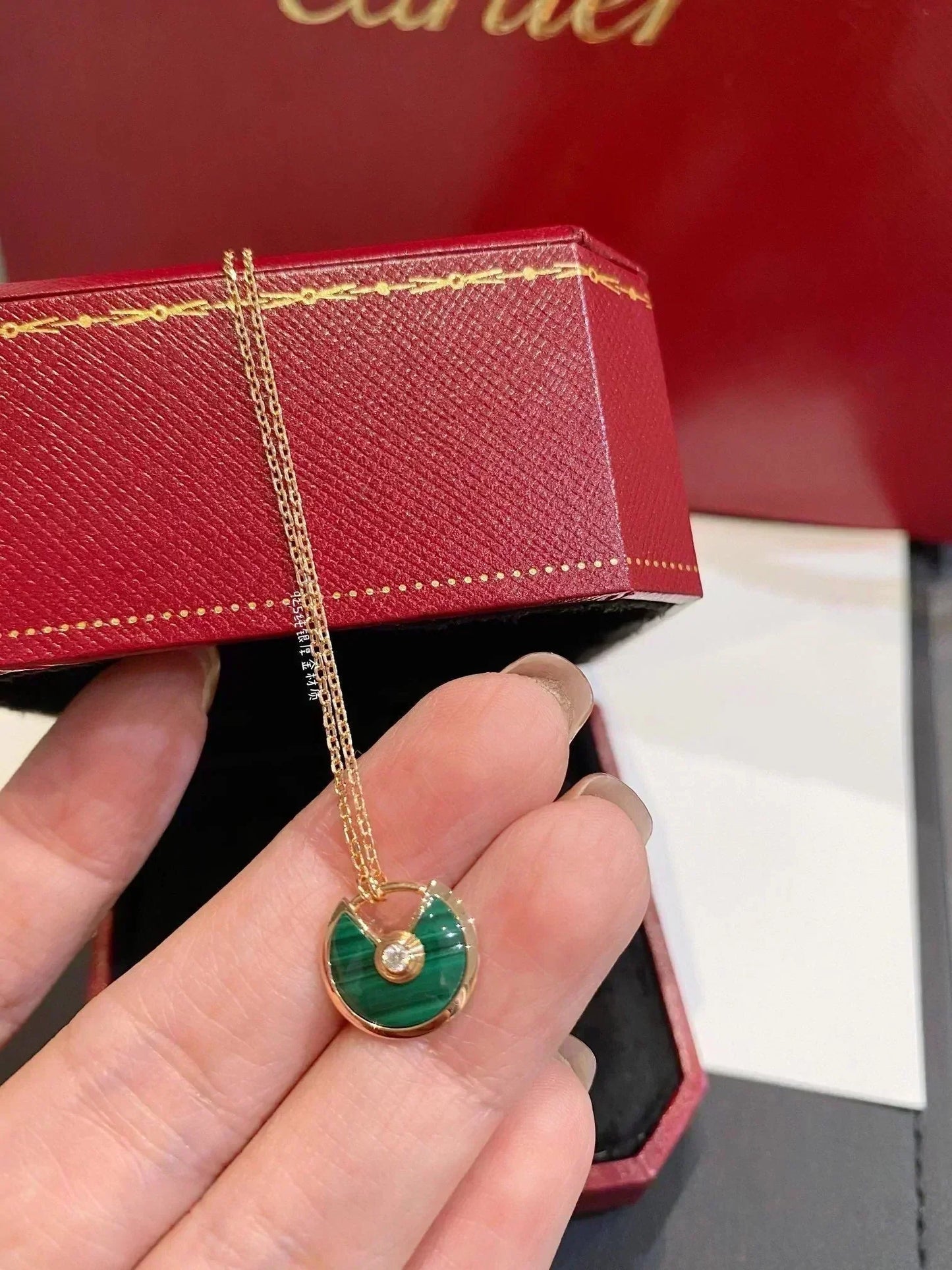 [LUXORA]AMULETTE ROSE GOLD MALACHITE NECKLACE