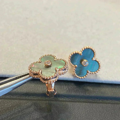 [LUXORA]CLOVER MEDIUM 1 MOTIFS GRAY MOP  DIAMOND EARRINGS