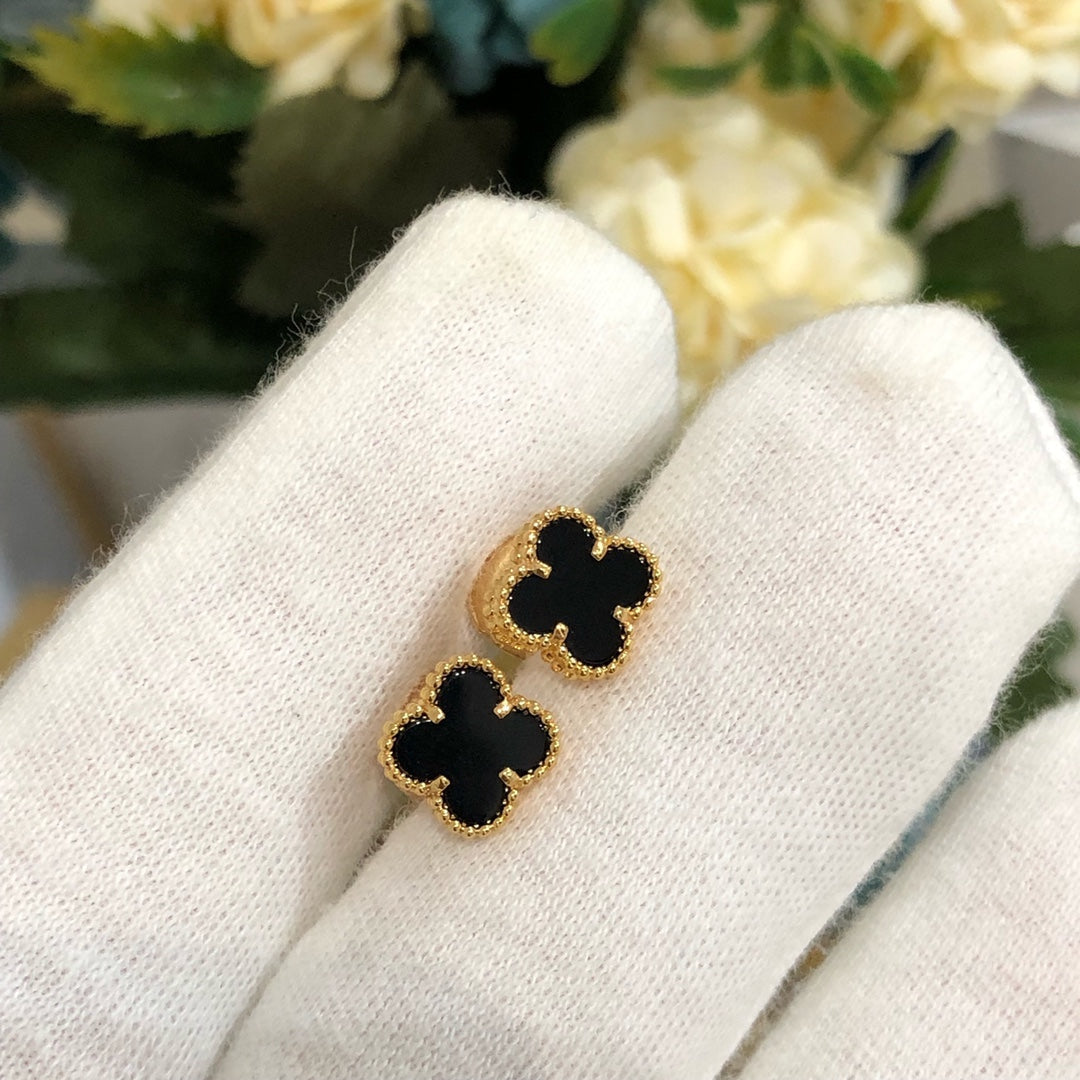 [LUXORA]CLOVER MINI GOLD EARRINGS