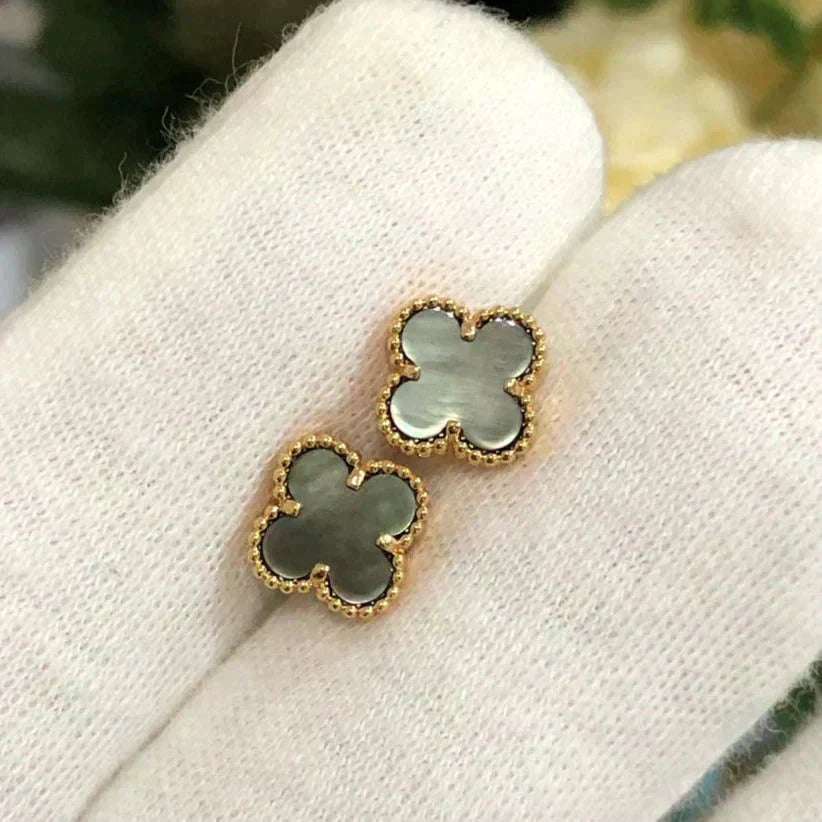 [LUXORA]CLOVER MINI 9.5MM GRAY MOP EARRINGS