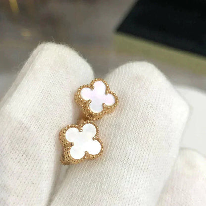 [LUXORA]CLOVER MINI 9.5MM WHITE MOP EARRINGS