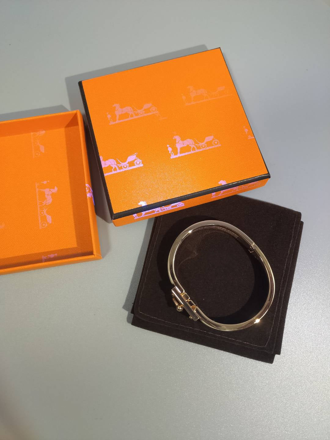 [LUXORA]H ORANGE BRACELET