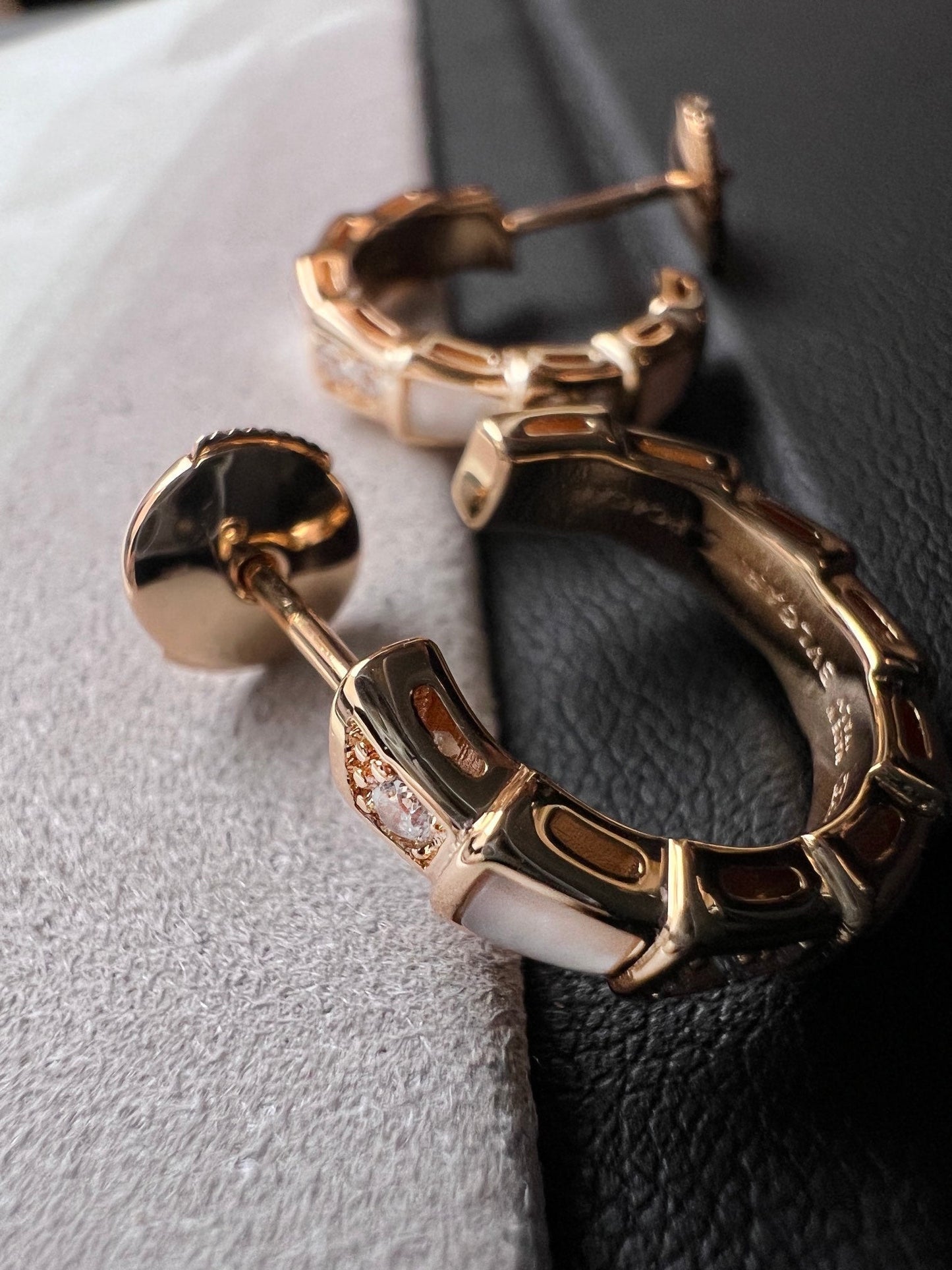 [LUXORA]SERPENTI MOP PINK GOLD EARRINGS