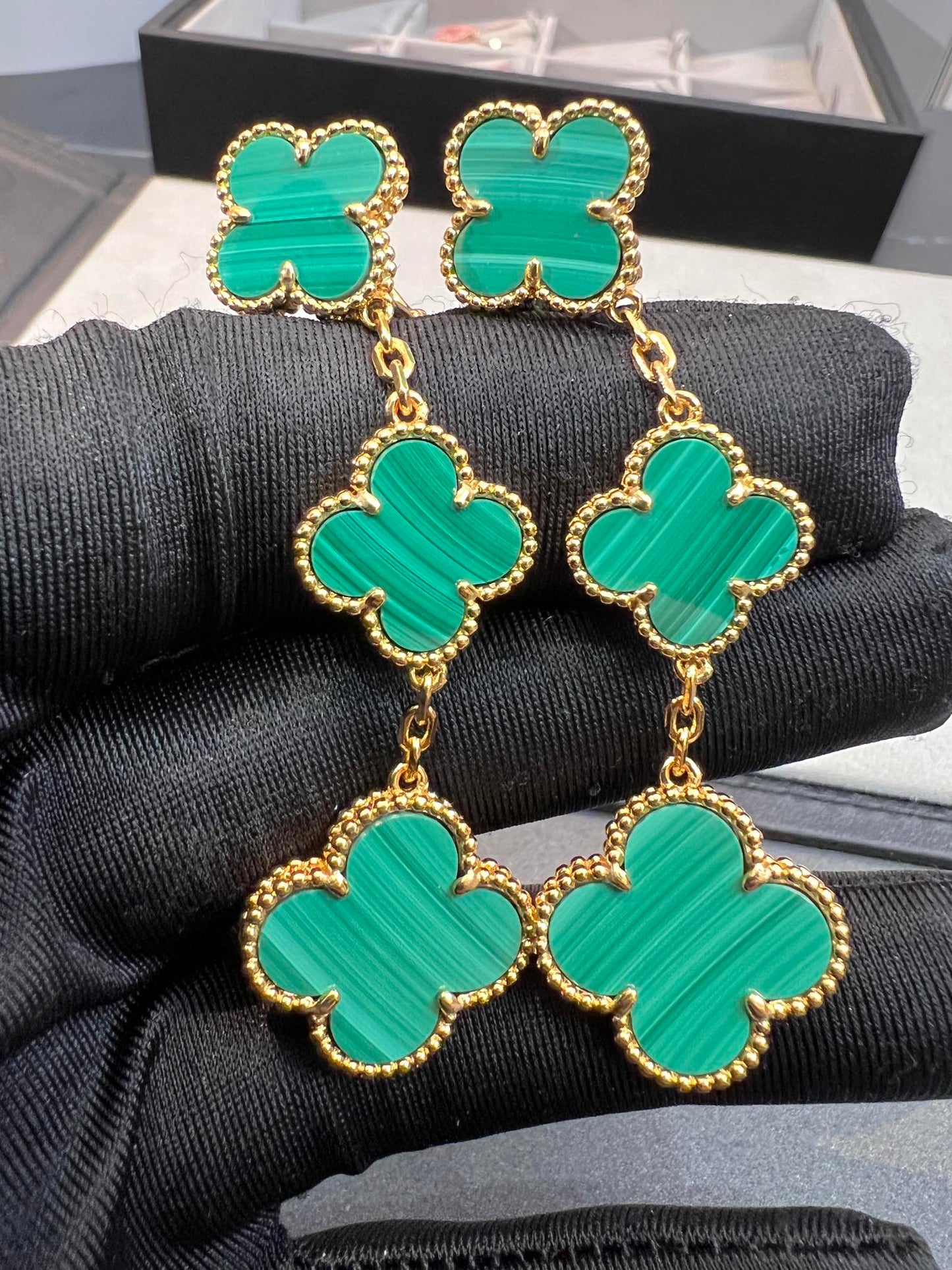 [LUXORA]CLOVER MALACHITE 3 MOTIFS GOLD