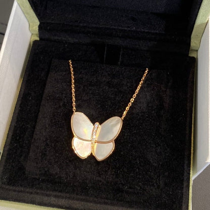 [LUXORA]BUTTERFLY GOLD MOP DIAMOND NECKLACE