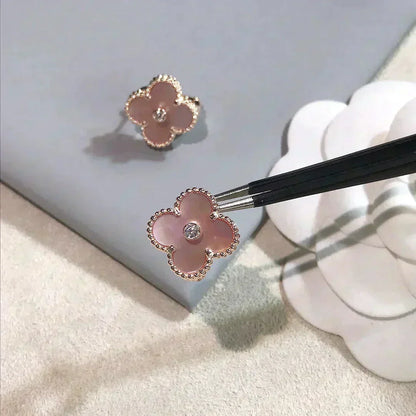 [LUXORA]CLOVER MEDIUM 1 MOTIFS  PINK MOP DIAMOND EARRINGS