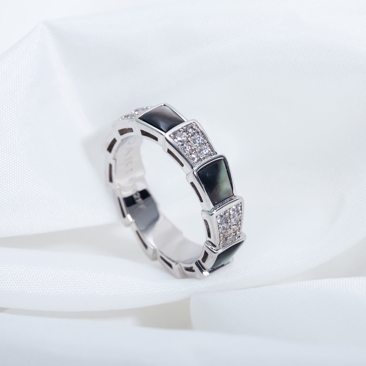 [LUXORA]SERPENTI RING SILVER DIAMOND BLACK MOP 4MM