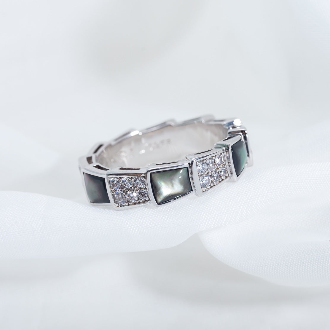 [LUXORA]SERPENTI RING SILVER DIAMOND BLACK MOP 4MM
