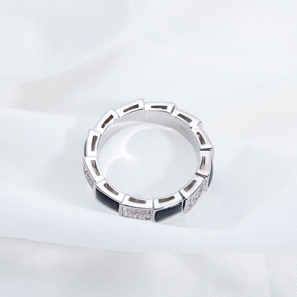 [LUXORA]SERPENTI RING SILVER DIAMOND BLACK MOP 4MM