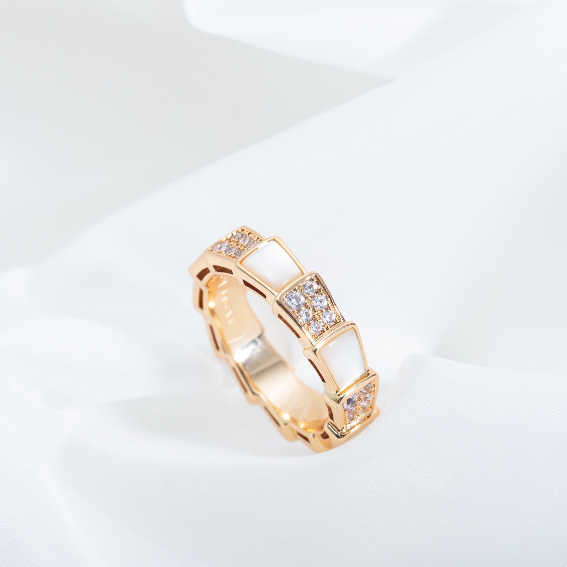 [LUXORA]SERPENTI RING PINK GOLD MOP DIAMOND PAVED 4MM