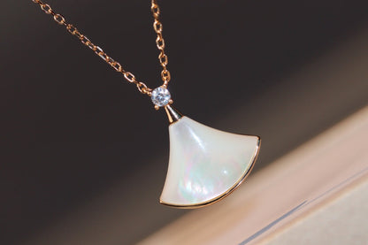 [LUXORA]DREAM NECKLACE WHITE MOP PINK GOLD 1 DIAMOND
