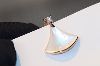 [LUXORA]DREAM NECKLACE WHITE MOP PINK GOLD 1 DIAMOND