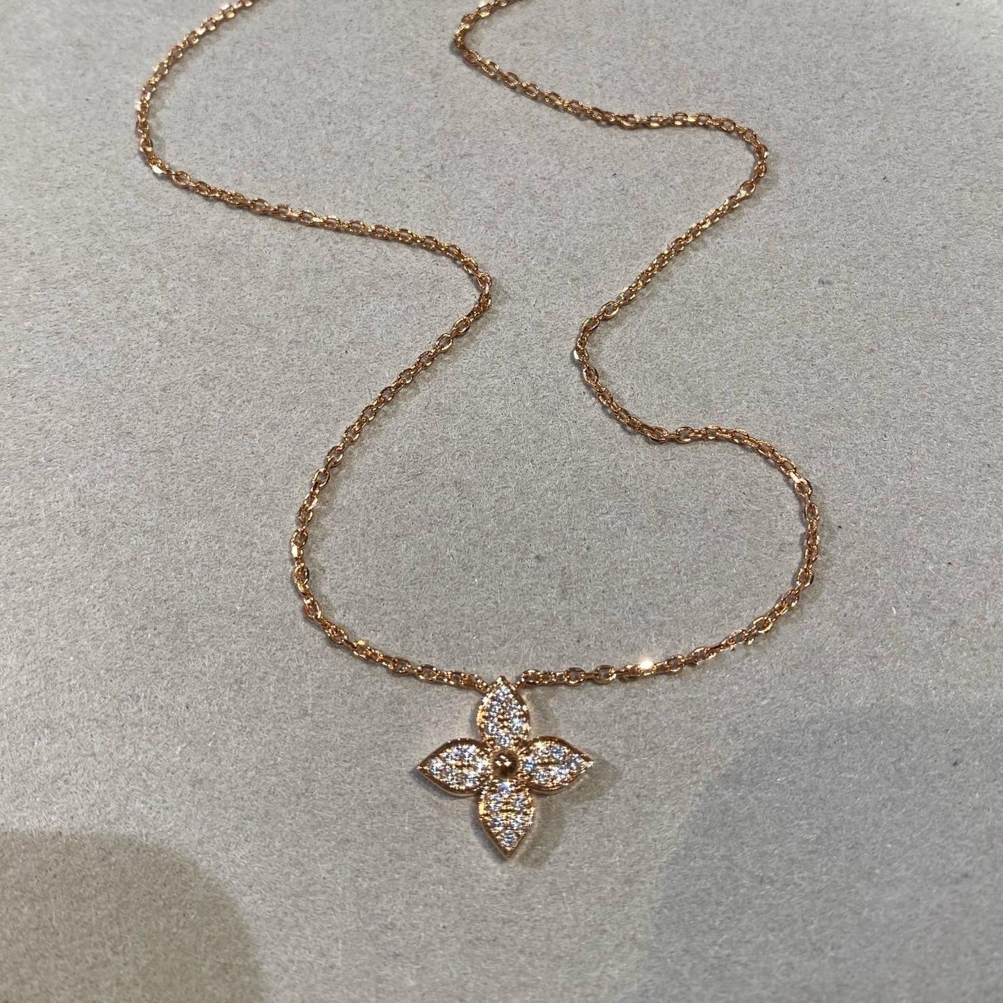 [LUXORA]STAR DIAMOND NECKALCE