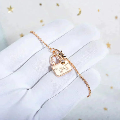 [LUXORA]AMULETTE PEDANT ROSE GOLD NECKLACE