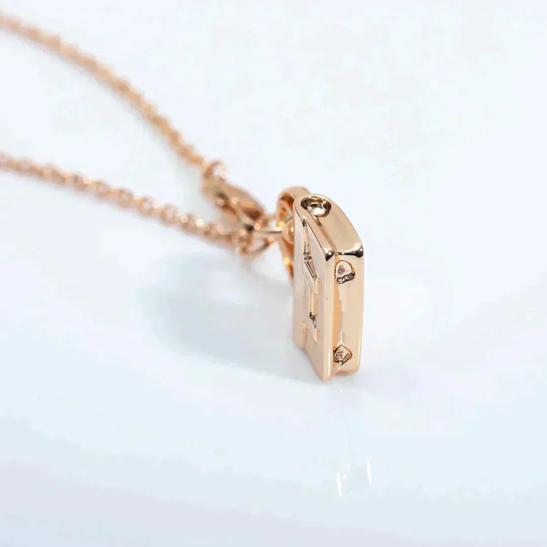 [LUXORA]AMULETTE PEDANT ROSE GOLD NECKLACE