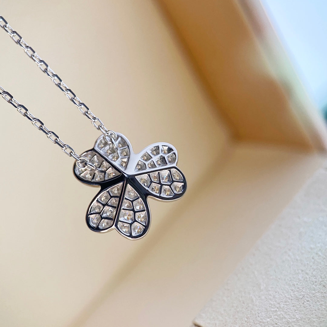 [LUXORA]CLOVER DIAMOND NECKLACE SILVER