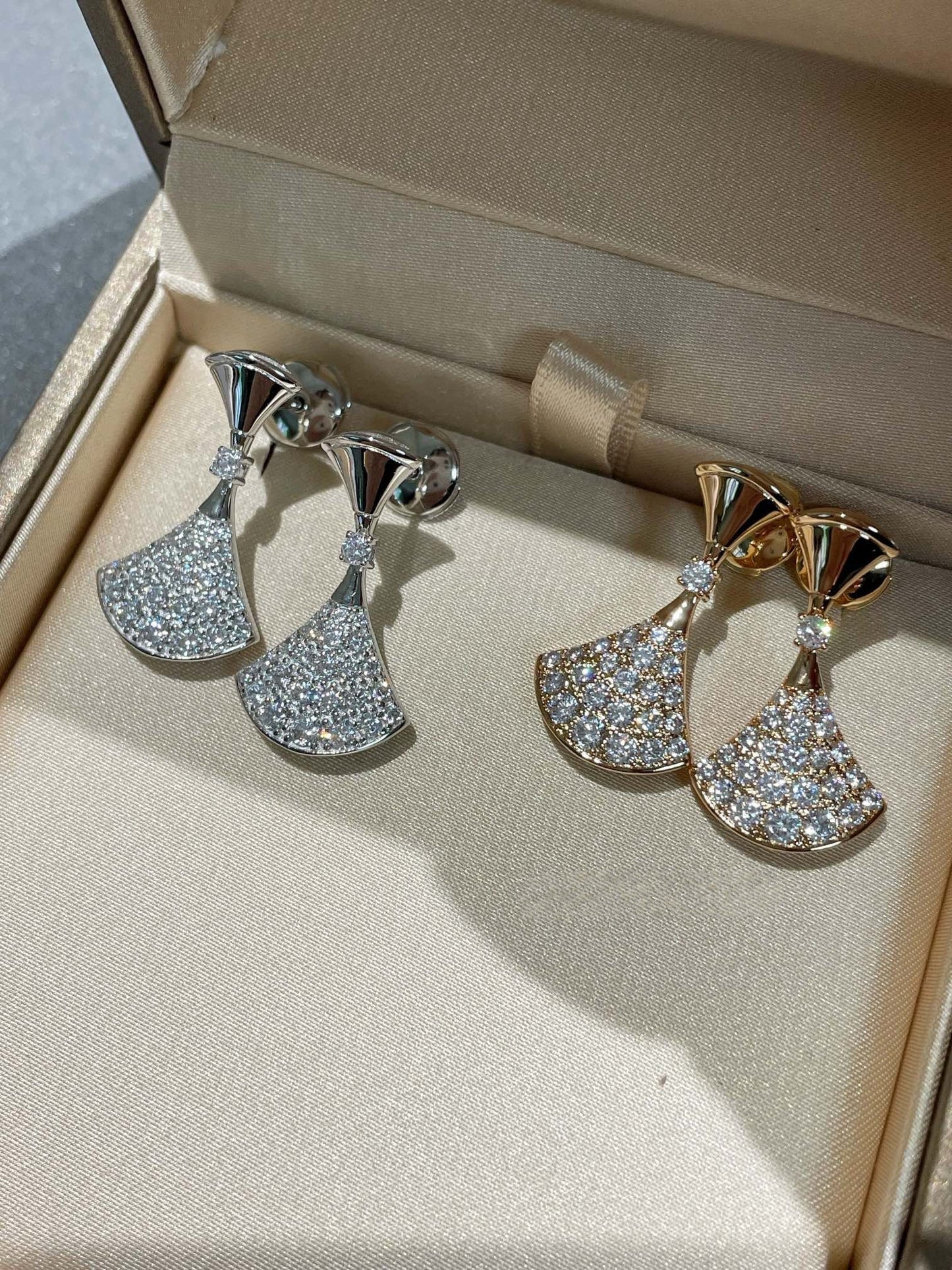[LUXORA]DREAM EARRINGS DIAMOND