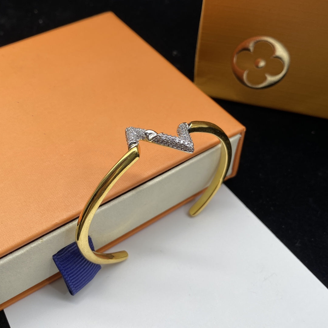 [LUXORA]VOLTE UPSITE DOWN DIAMOND GOLD OPEN BRACELET