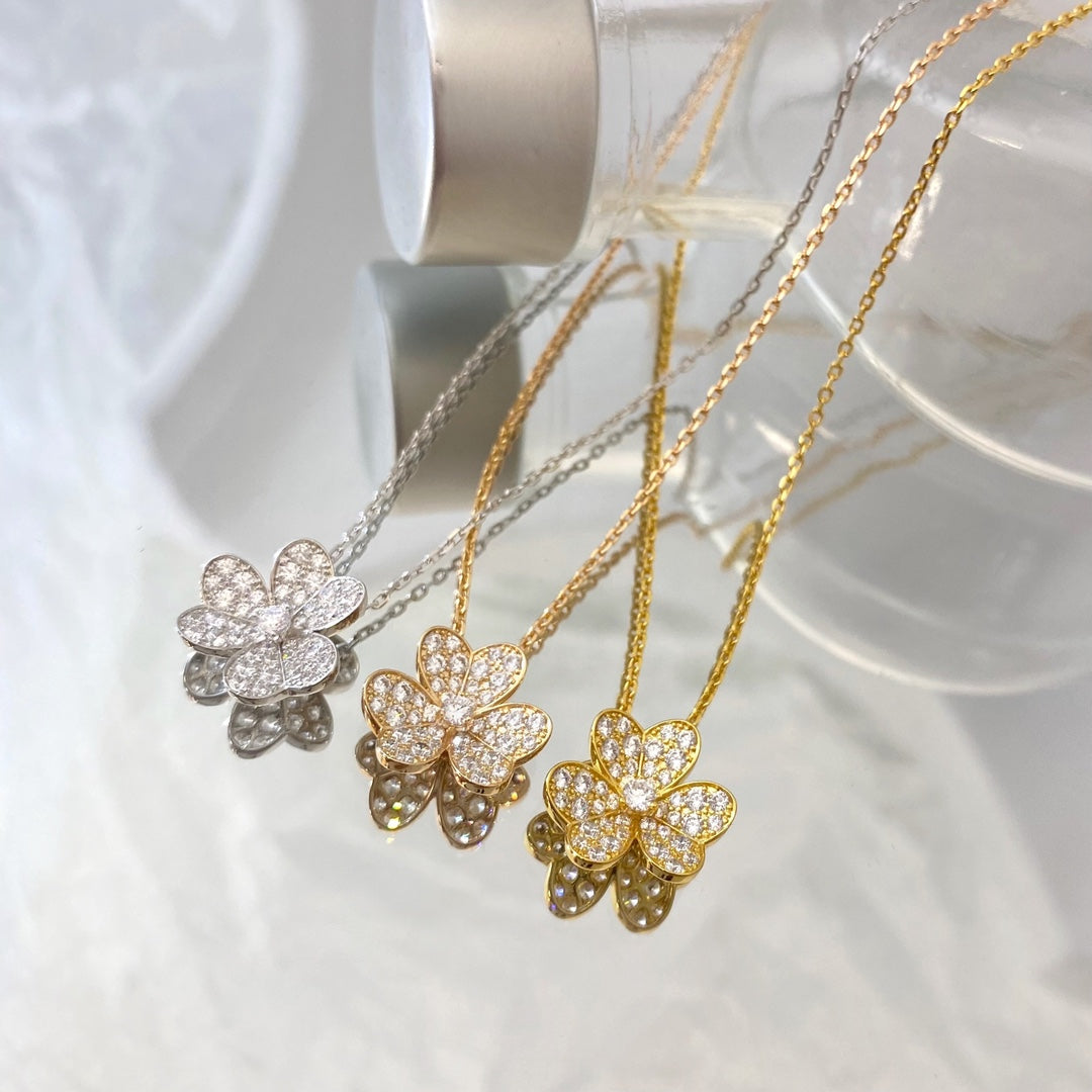[LUXORA]FLOWER DIAMOND NECKLACE