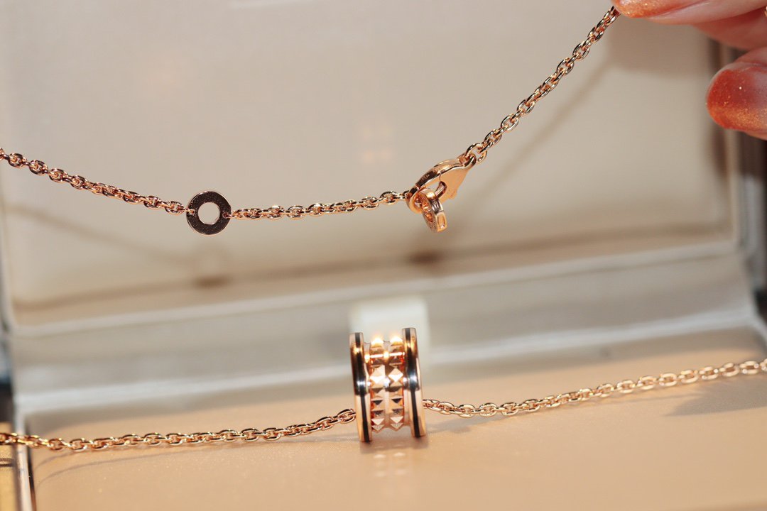 [LUXORA]ZERO 1 ROCK PEDANT PINK GOLD BLACK NECKLACE
