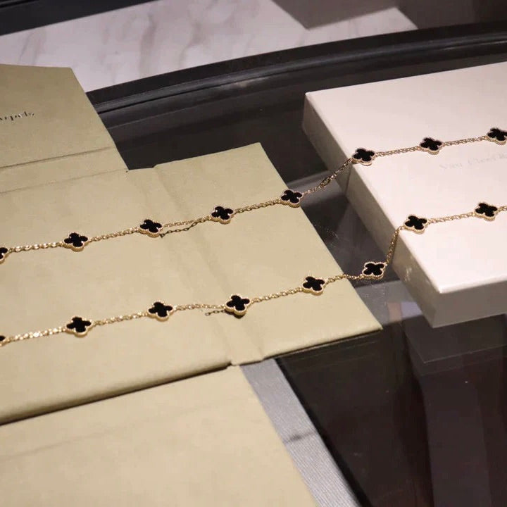 [LUXORA]CLOVER 20 MOTIFS ONYX NECKLACE