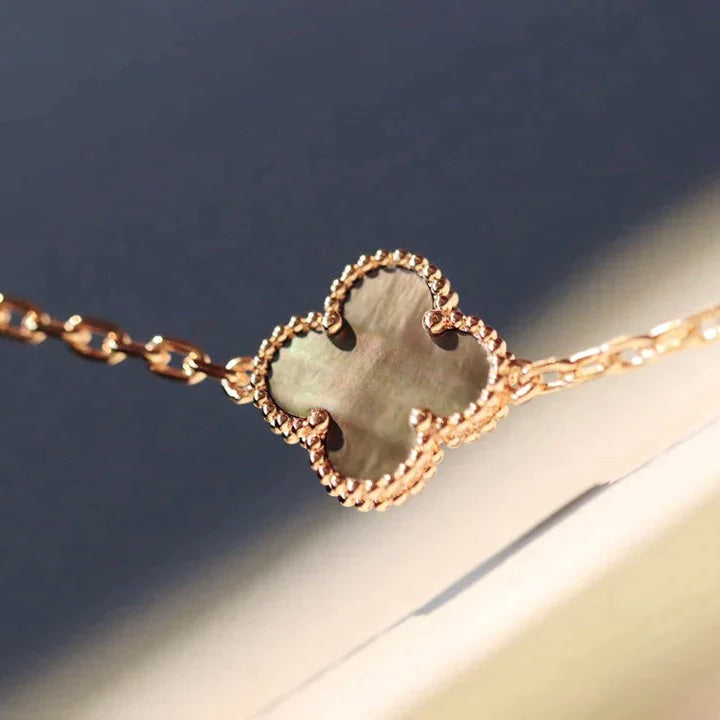 [LUXORA]CLOVER 20 MOTIFS LASER DIAMOND NECKLACE