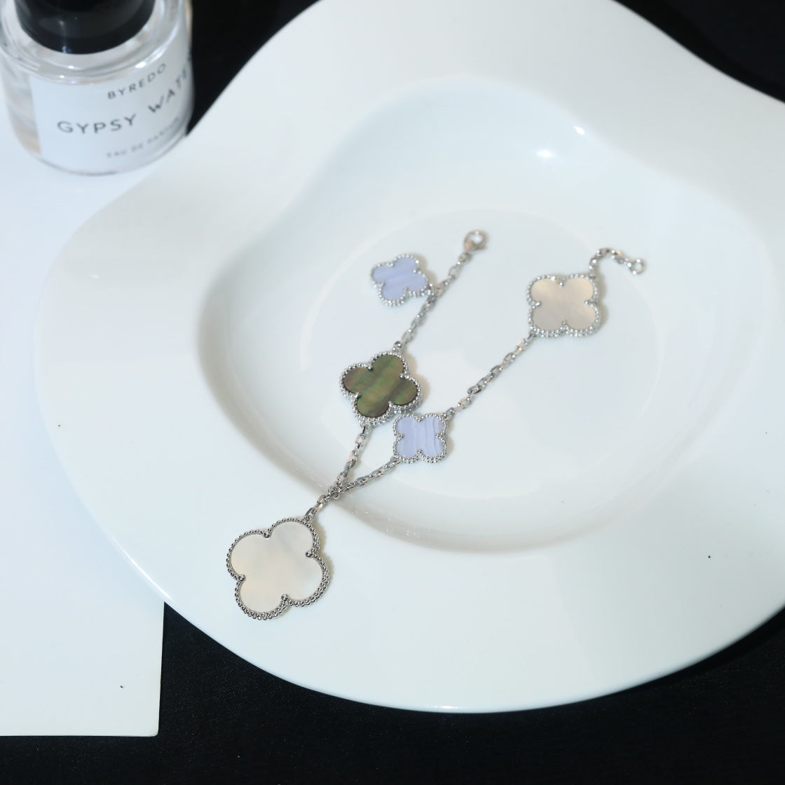 [LUXORA]CLOVER BRACELET 5 MOTIFS MOP CHALCEDONY SILVER