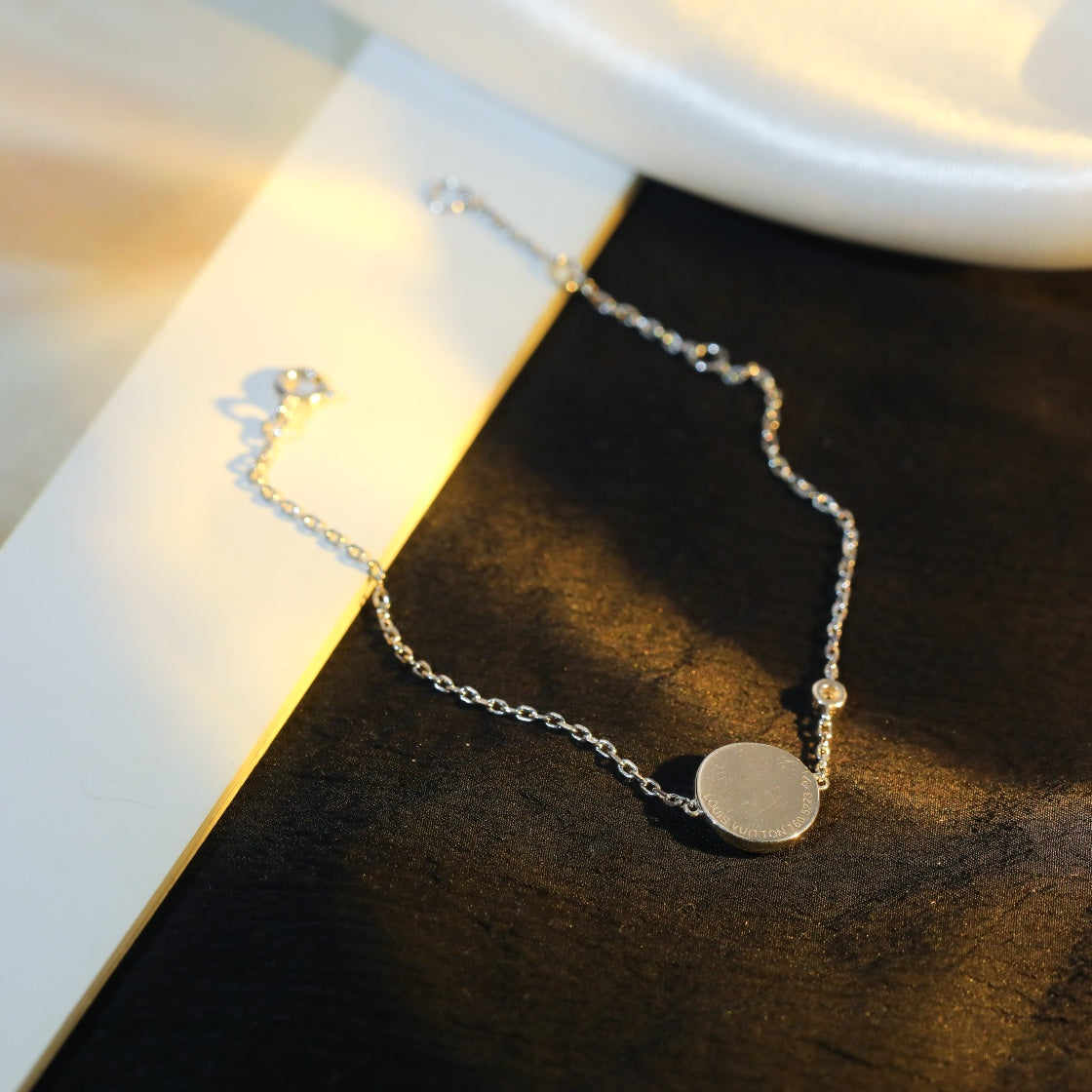 [LUXORA]SUN MOTIF PINK MOP SILVER BRACELET