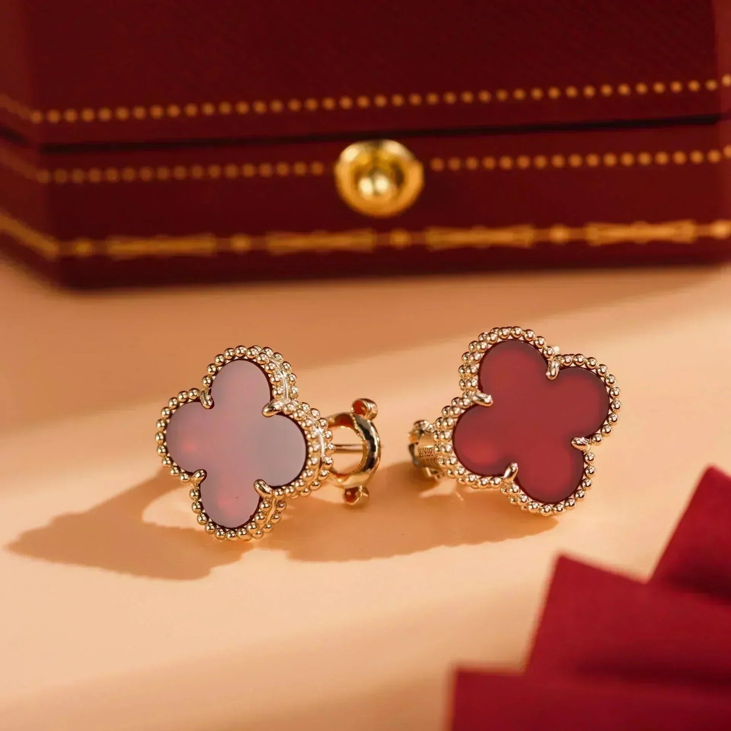 [LUXORA]CLOVER MEDIUM 1 MOTIFS CARNELIAN  EARRINGS