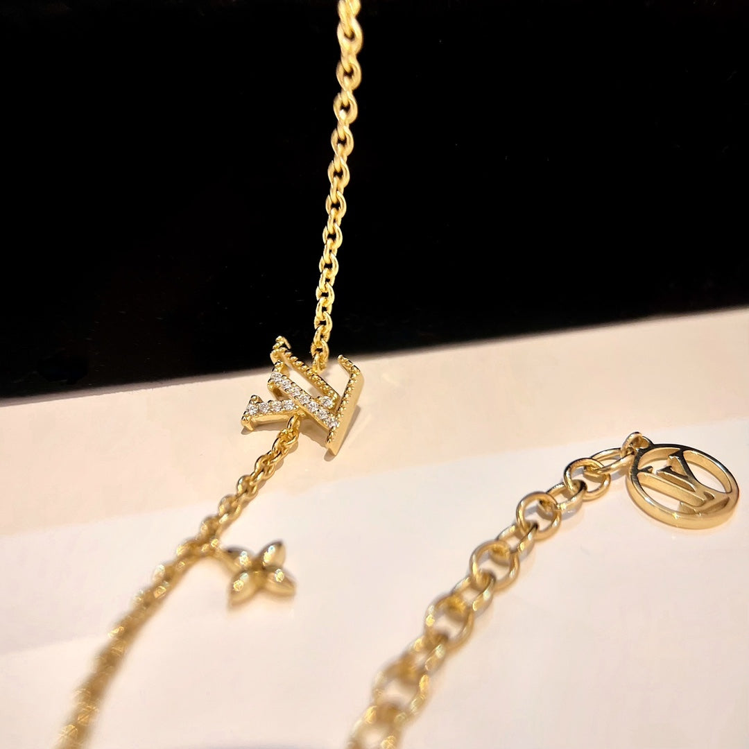 [LUXORA]LOGO STAR MOTIF GOLD BRACELET