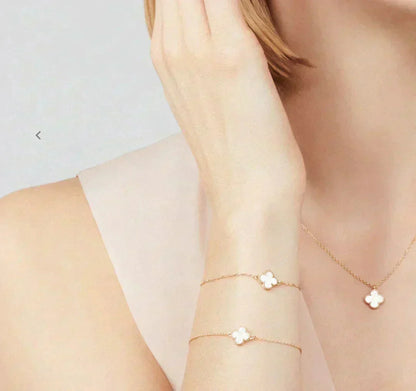 [LUXORA]CLOVER MINI 9.5MM WHITE MOTHER-OF-PEARL NECKLACE
