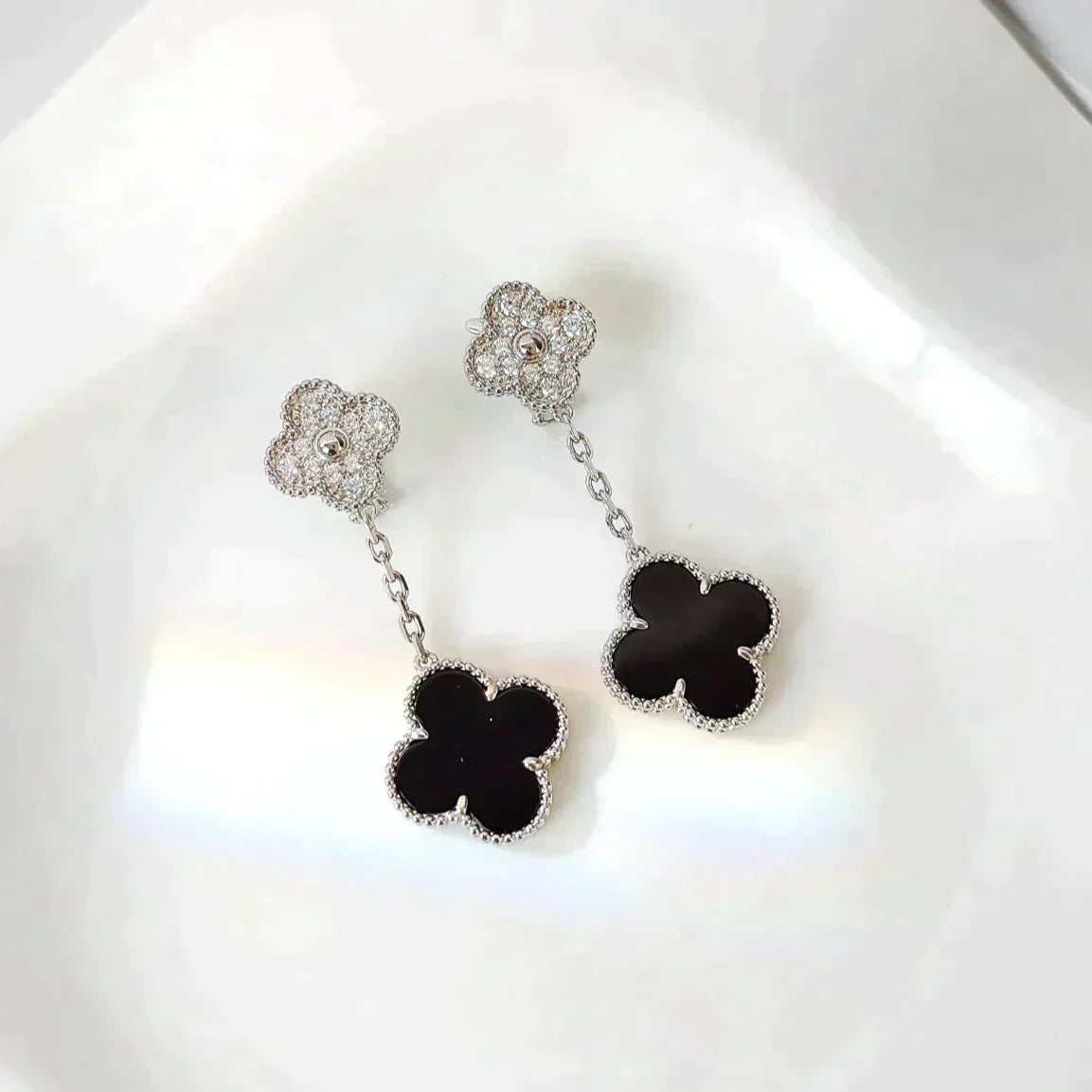 [LUXORA]CLOVER 2 MOTIFS  DIAMOND ONYX EARRINGS SILVER