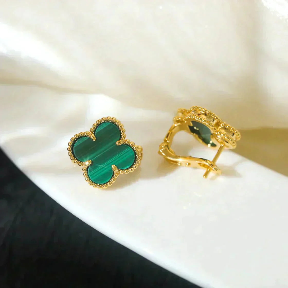 [LUXORA]CLOVER MEDIUM 1 MOTIFS MALACHITE  EARRINGS