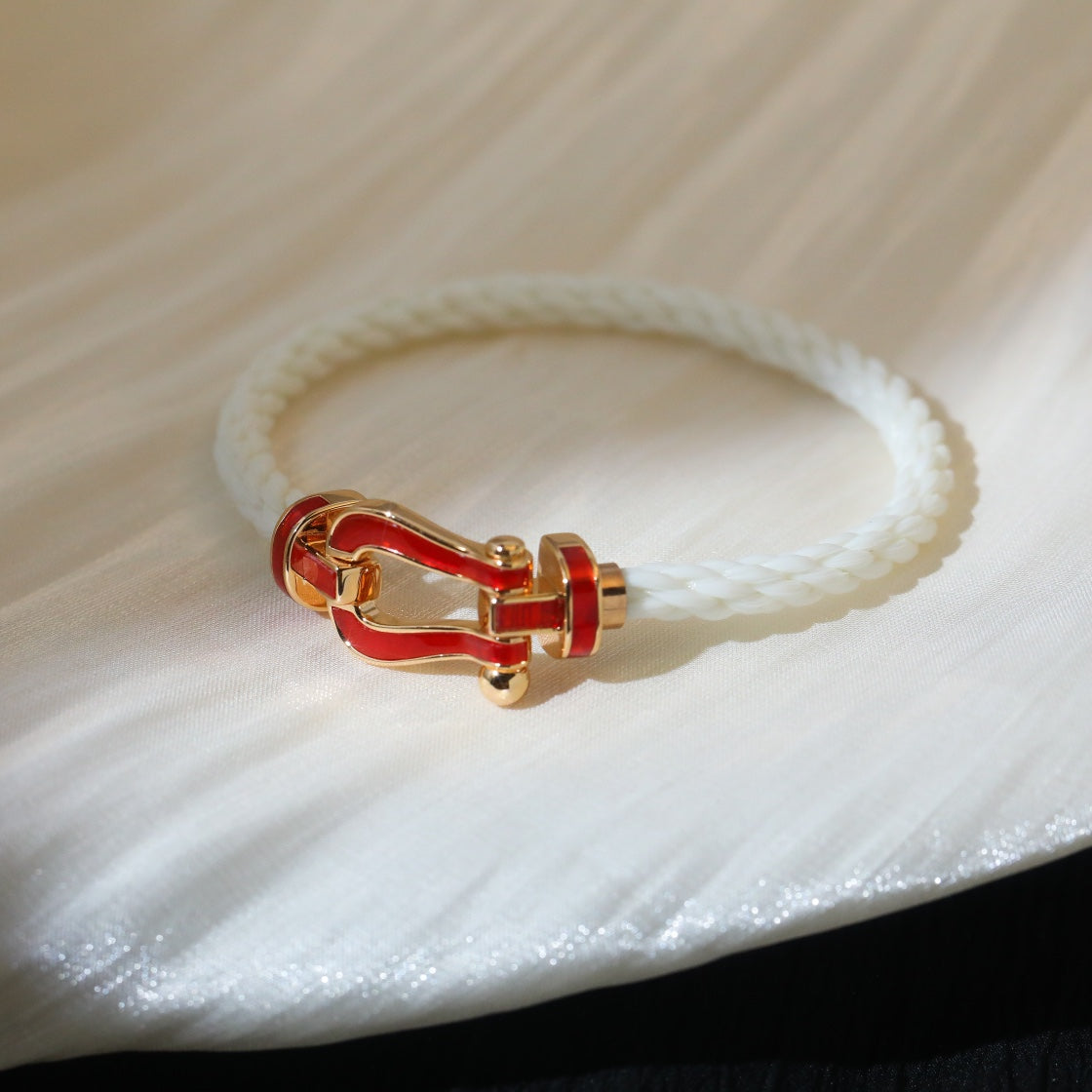 [LUXORA]FORCE 10 WHITE TEXTILE DIAMOND PAVED