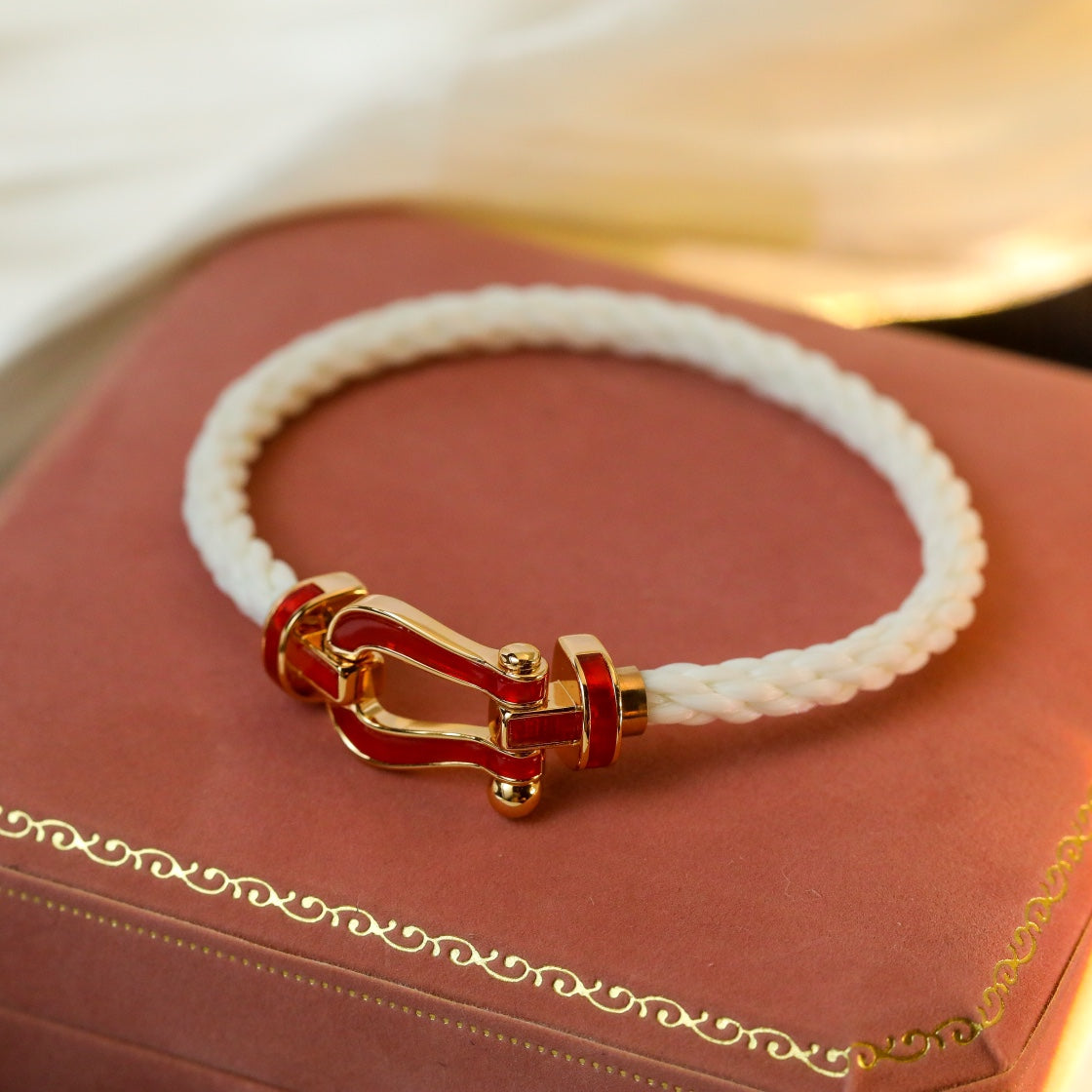 [LUXORA]FORCE 10 WHITE TEXTILE DIAMOND PAVED
