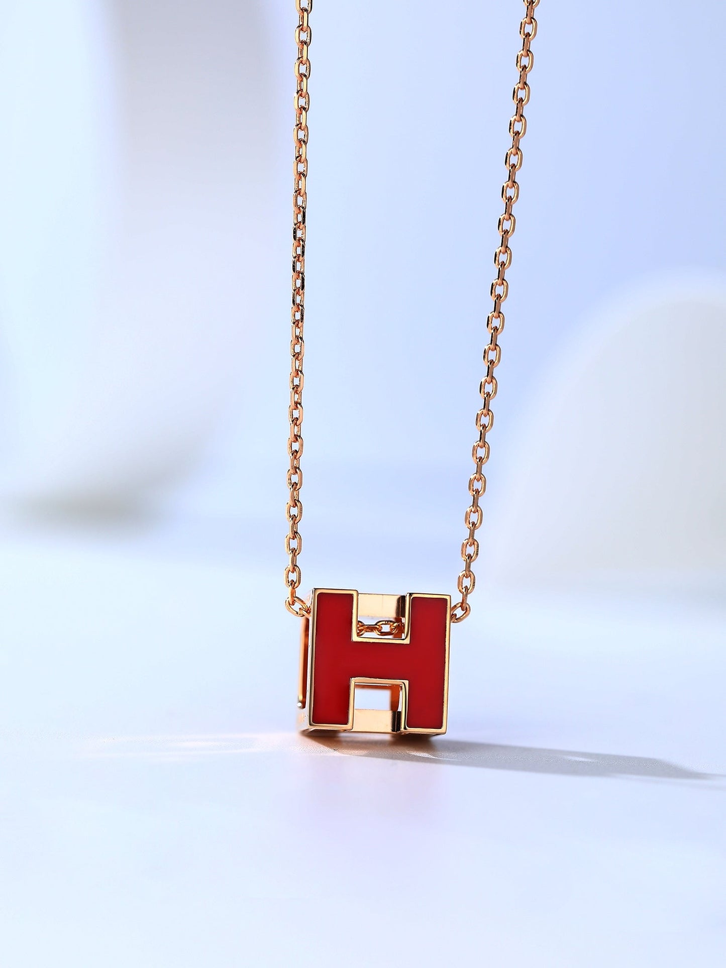 [LUXORA]H CAGE PINK GOLD NECKLACE