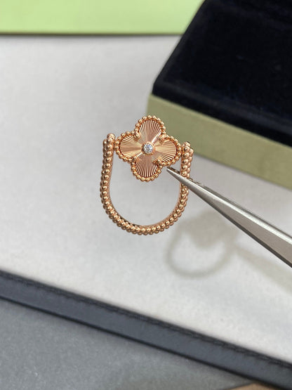 [LUXORA]CLOVER RIVERSIBLE ROSE GOLD RING
