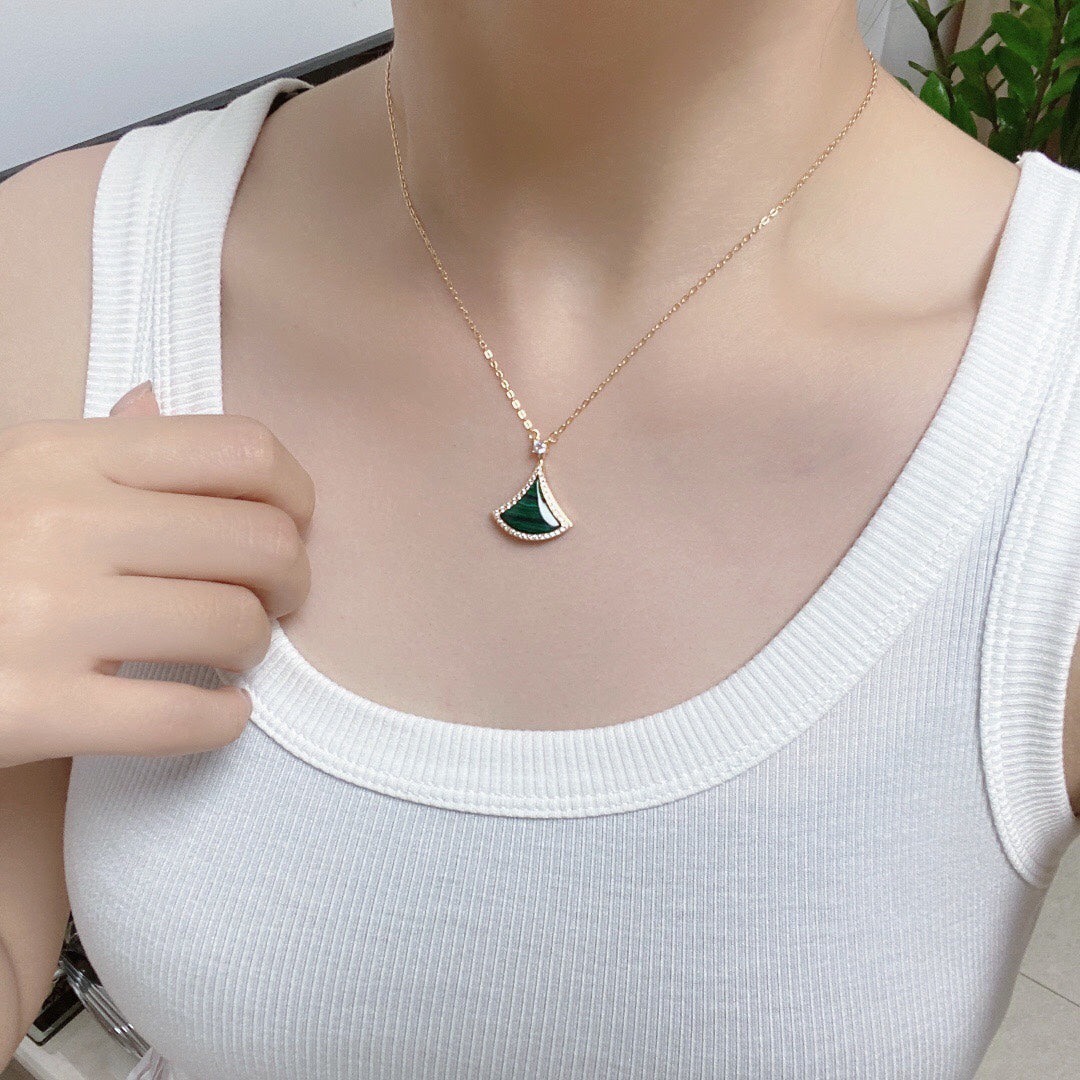 [LUXORA]DREAM MALACHITE DIAMOND PAVED PINK GOLD NECKLACE