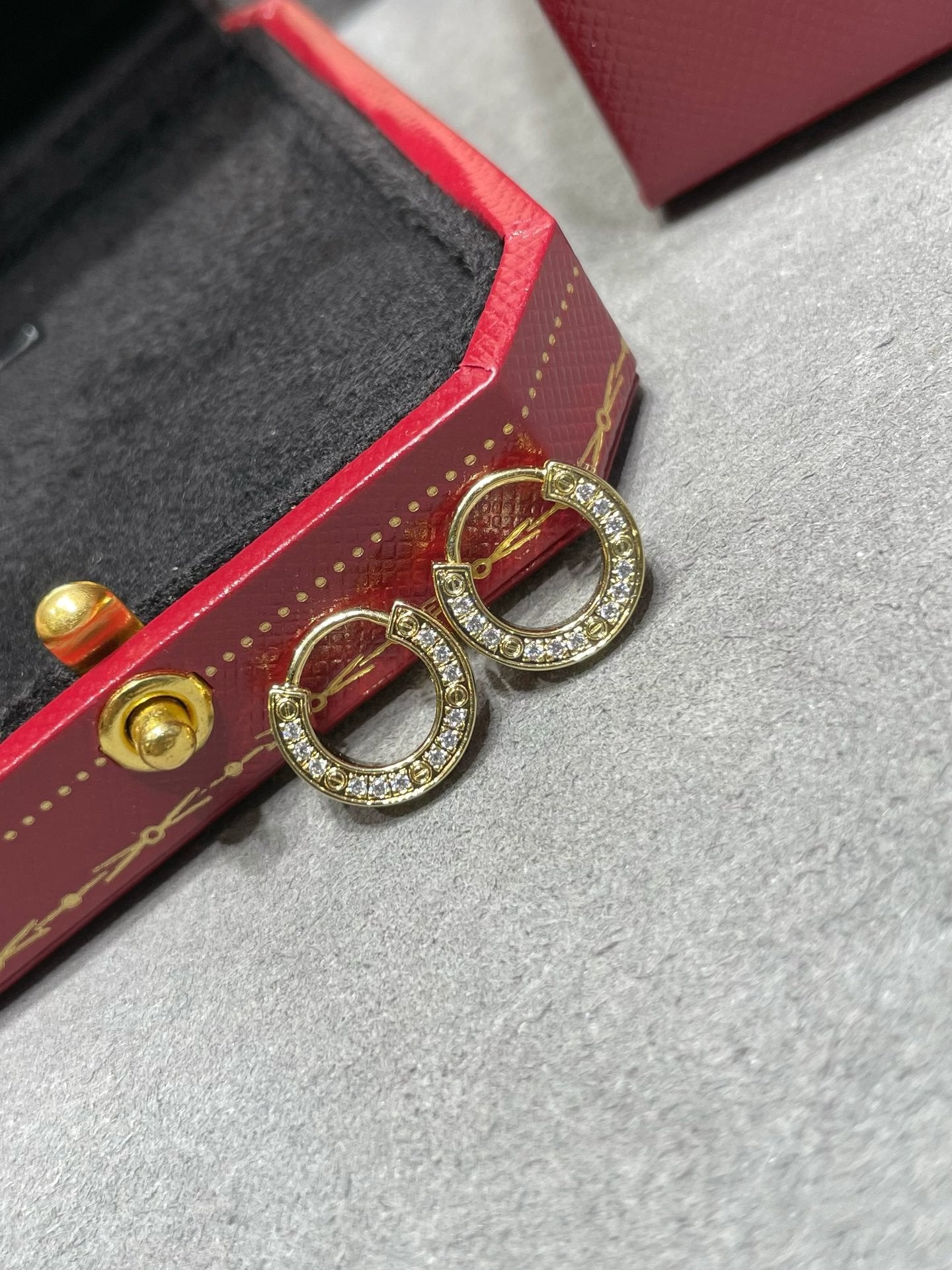 [LUXORA]LOVE DIAMOND EARRINGS