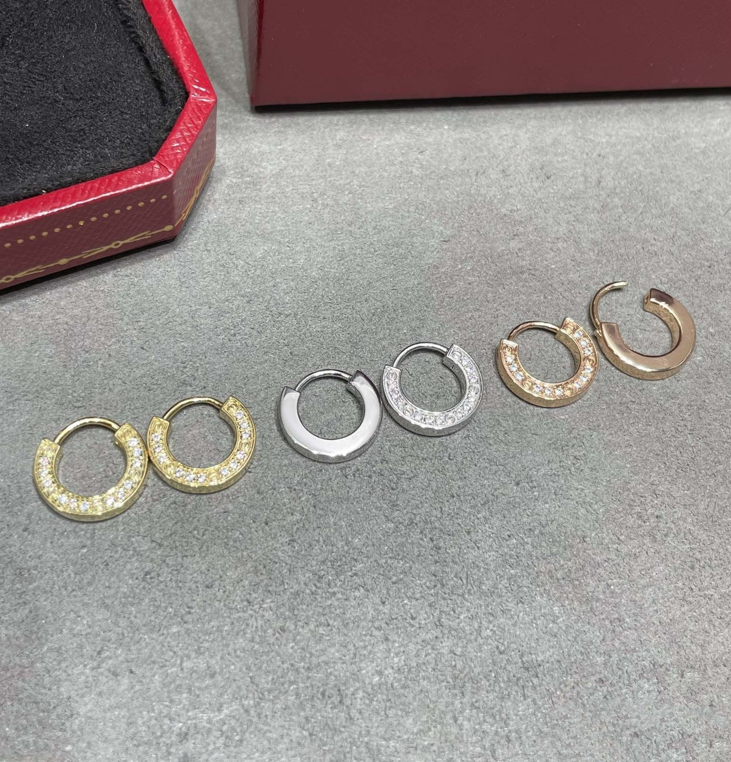 [LUXORA]LOVE DIAMOND EARRINGS