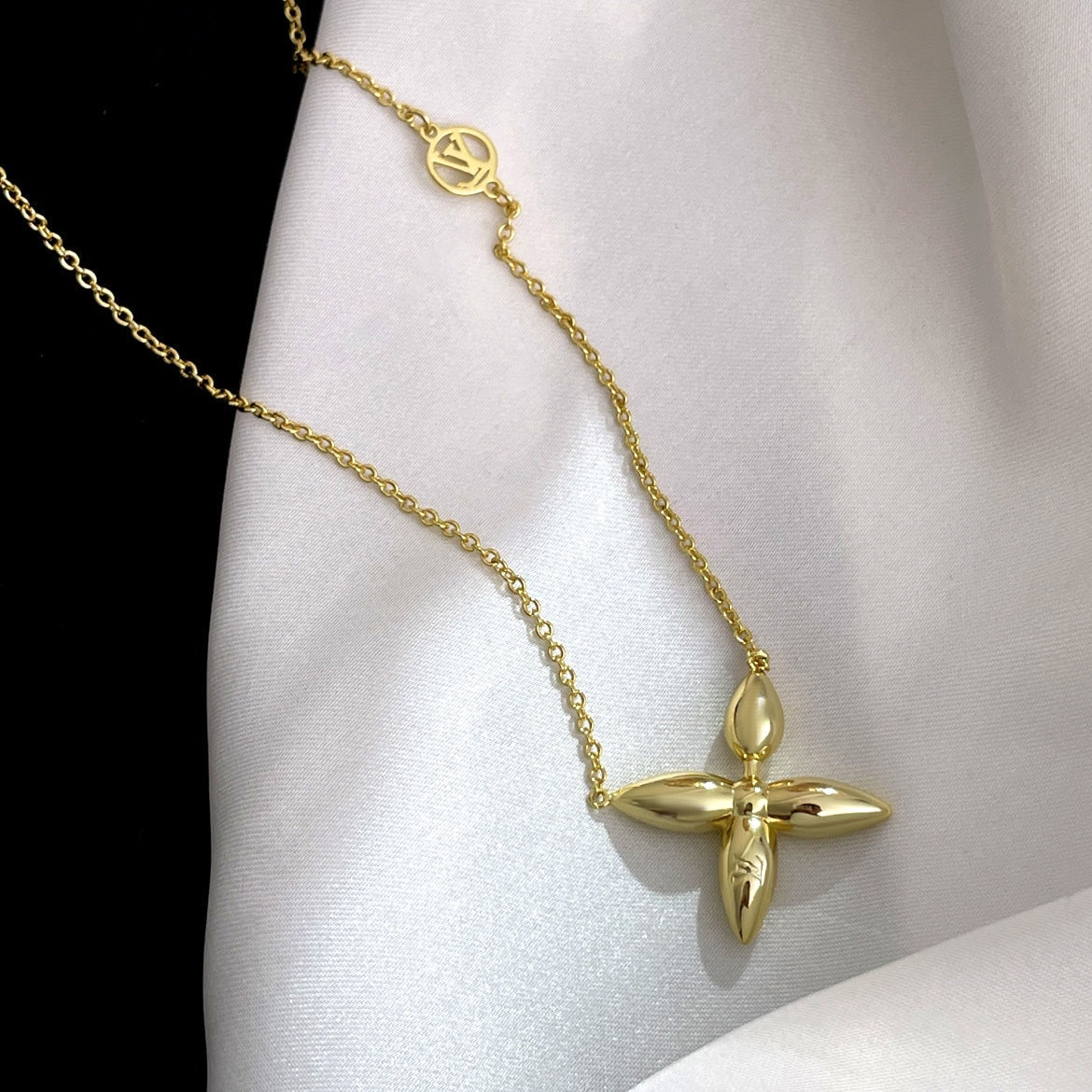 [LUXORA]LOUISETTE GOLD NECKLACE