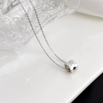 [LUXORA]BEE MINI NECKLACE