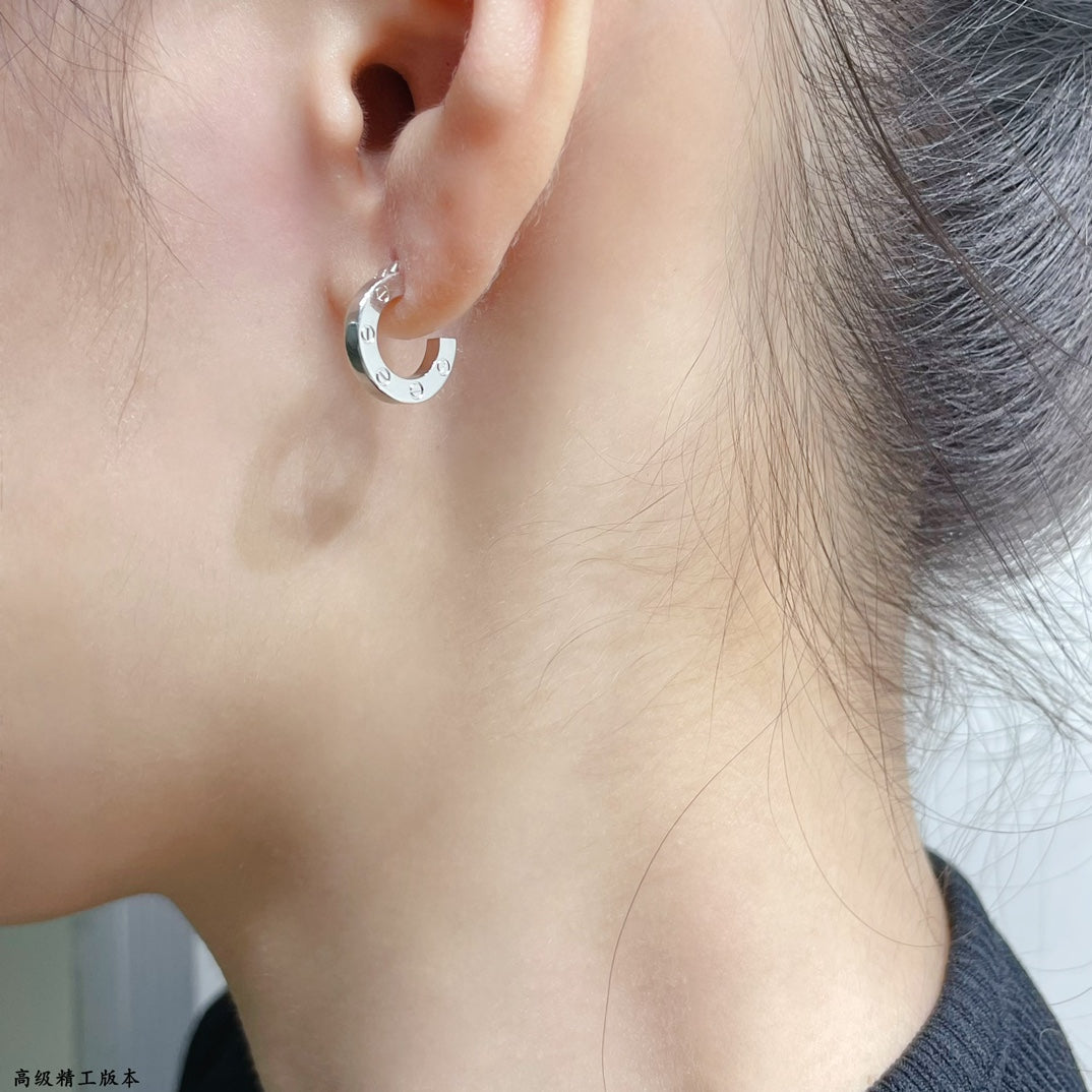[LUXORA]LOVE MINI EARRINGS