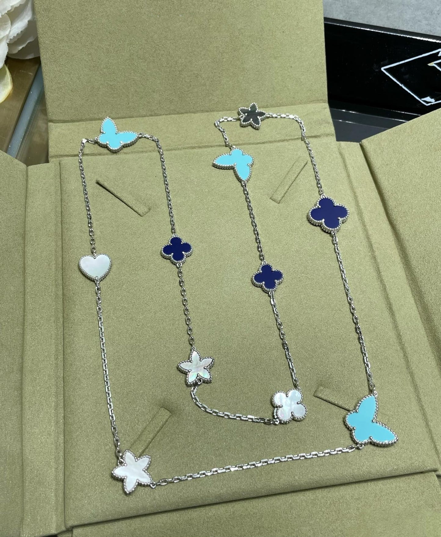 [LUXORA]LUCKY CLOVER SILVER 11 MOTIF NECKLACE