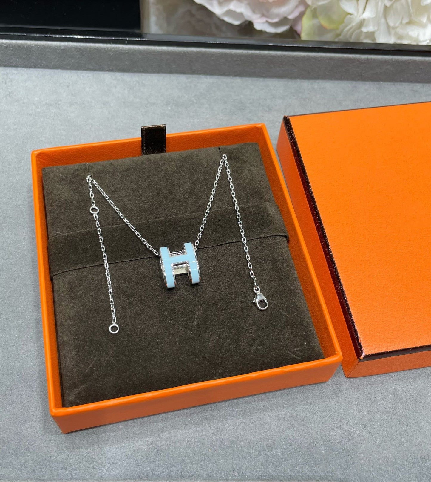 [LUXORA]POP H SKY BLUE NECKLACE