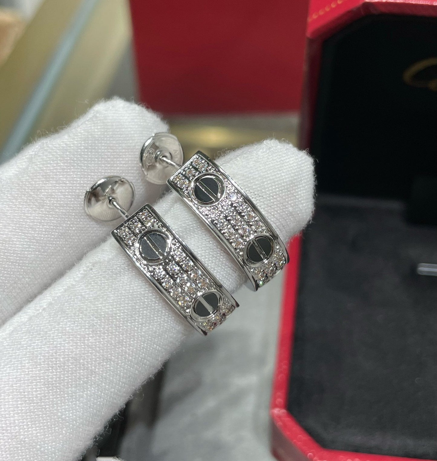 [LUXORA]LOVE CERAMIC DIAMOND PAVED SILVER EARRINGS