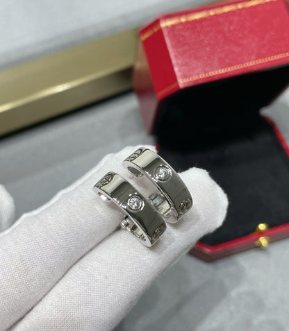 [LUXORA]LOVE 5.5MM 1 DIAMOND EARRINGS